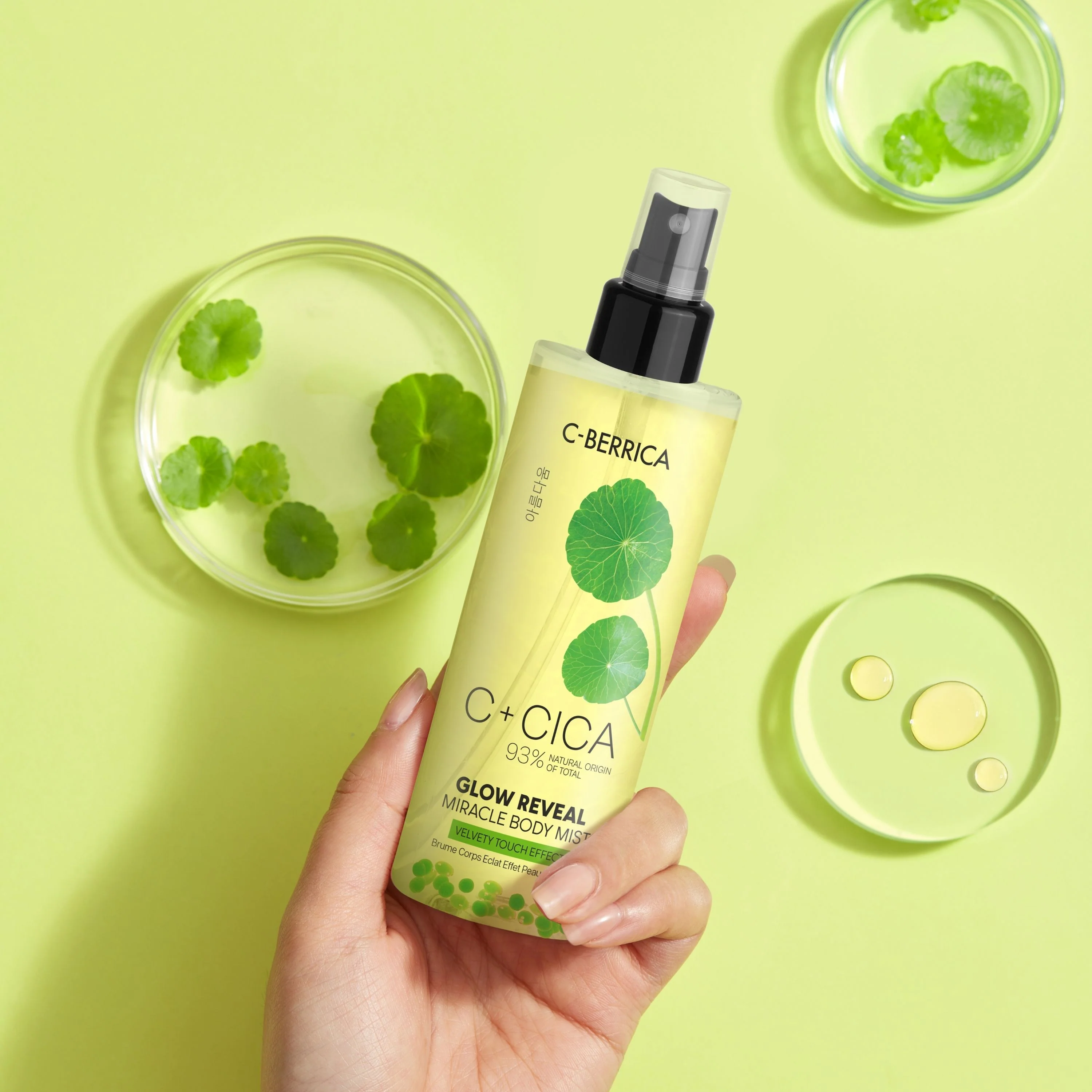 C+CICA C-BERRICA GLOW REVEAL MIRACLE BODY MIST - velvety touch effect. (200ml) - Image 4