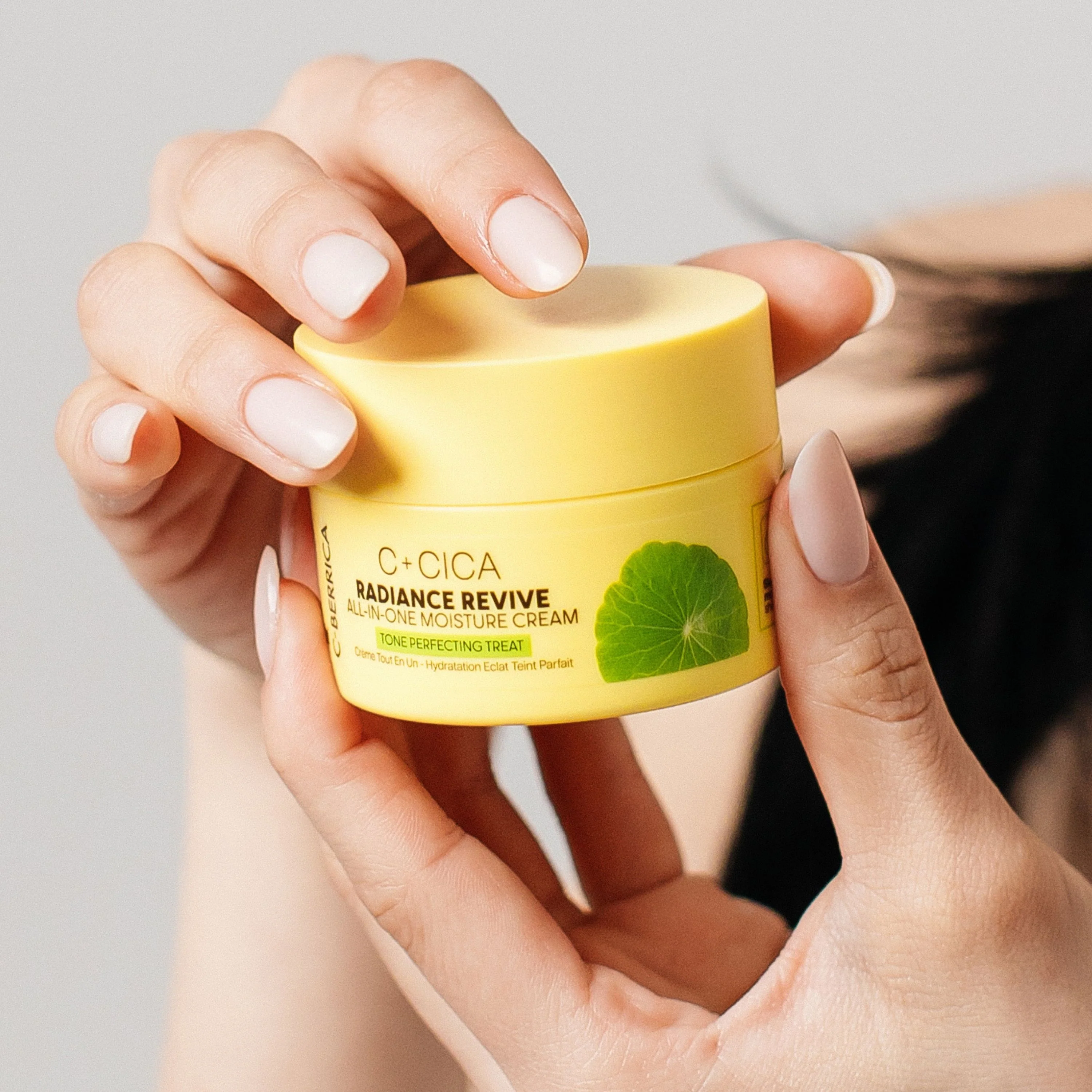 C+CICA C-BERRICA RADIANCE REVIVE ALL-IN-ONE MOISTURE CREAM - tone perfecting treat. (50ml) - Image 6