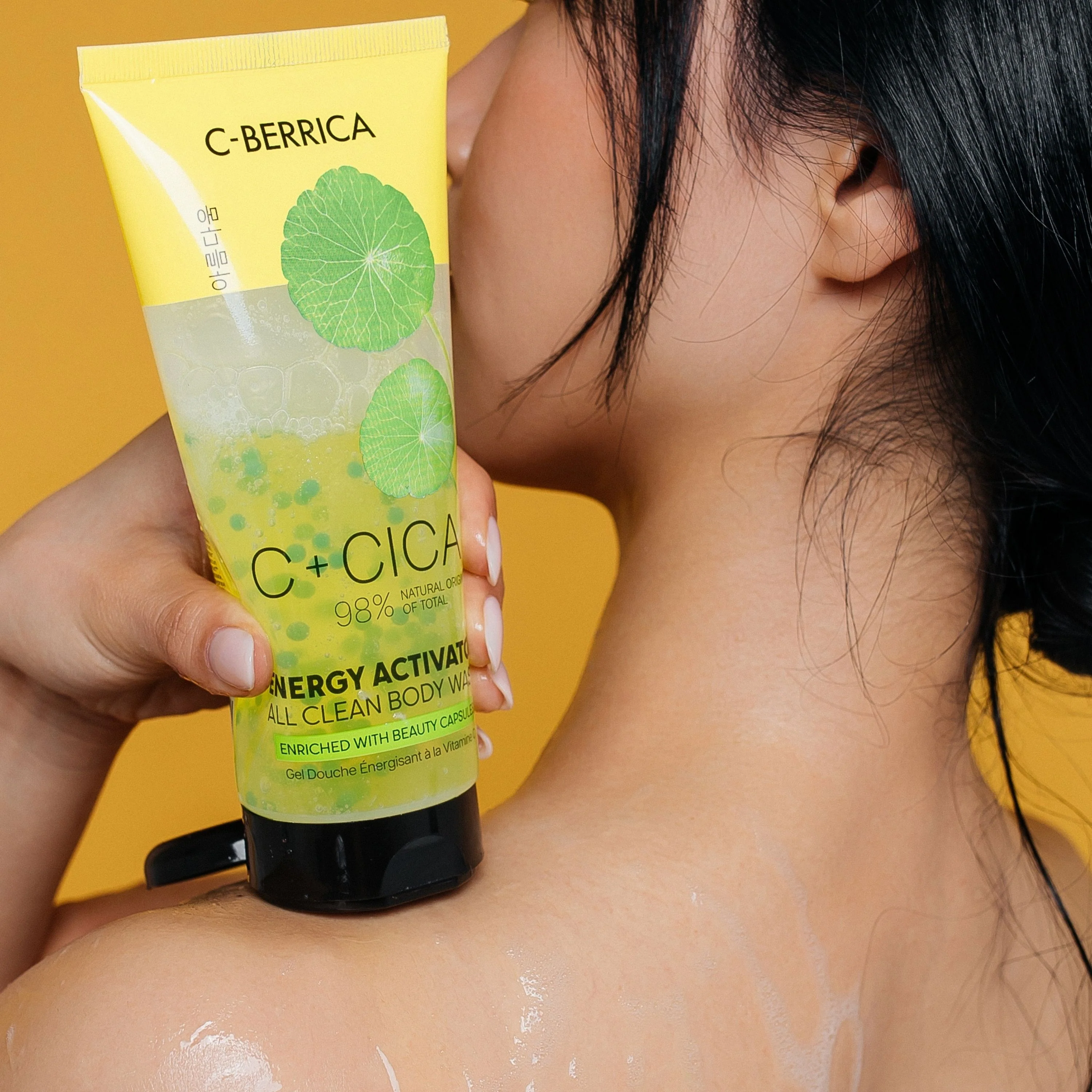 C+CICA C-BERRICA ENERGY ACTIVATOR ALL CLEAN BODY WASH - enriched with beauty capsules. (200ml) - Image 7